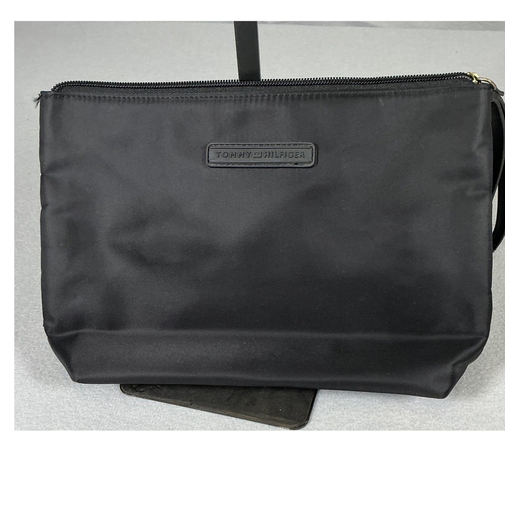 Tommy Hilfiger Black Nylon Laptop Sleeve Portfolio Case Document Organizer Zip